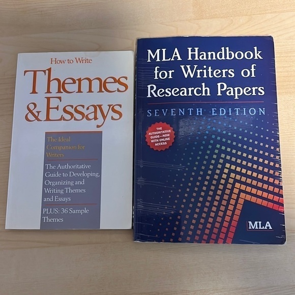 𝅺HOW to Write Themes & Essays, MLA Handbook for Writers of Research - Picture 1 of 5